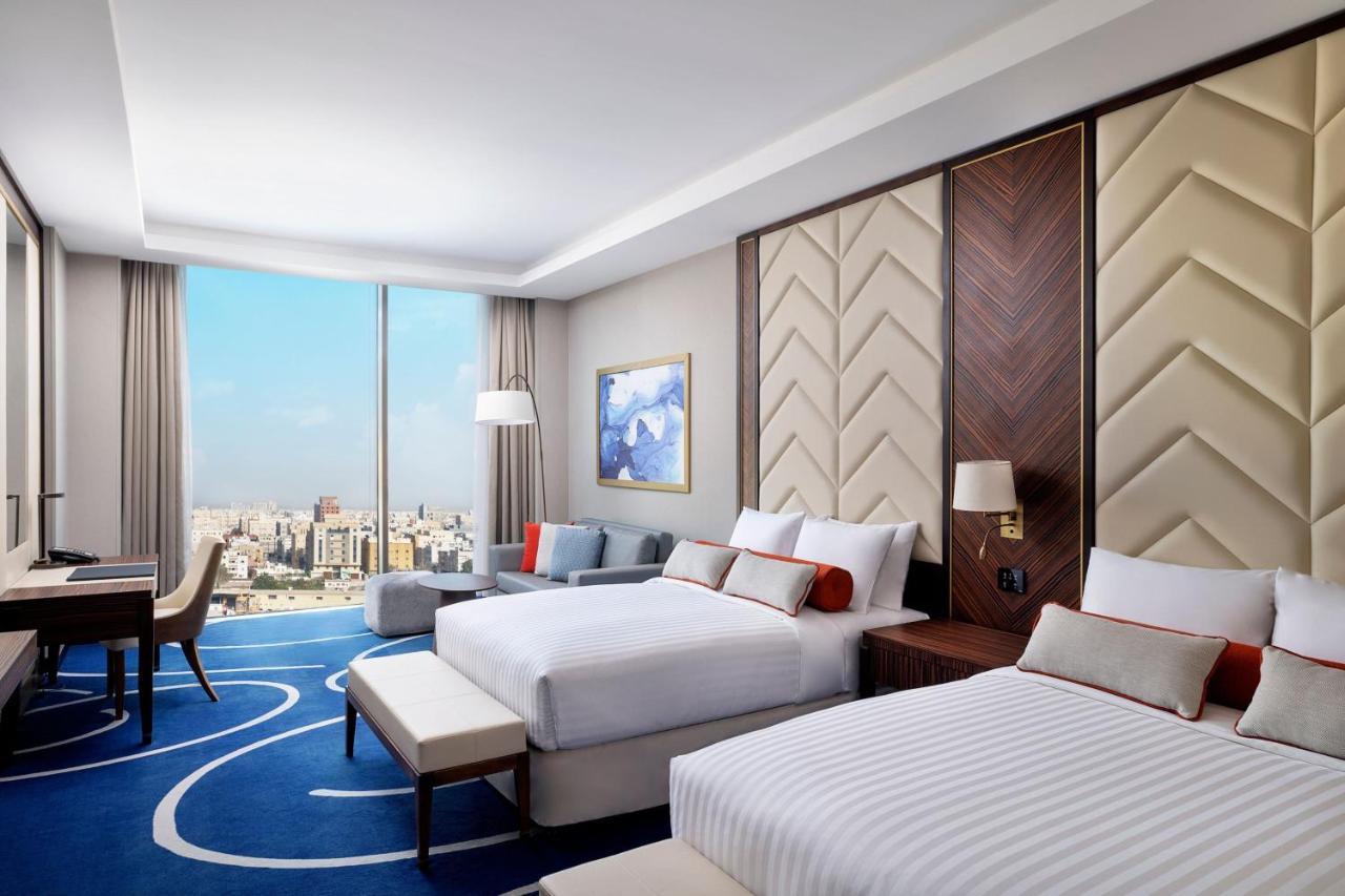Jeddah Marriott Hotel Madinah Road Bagian luar foto Deluxe Room