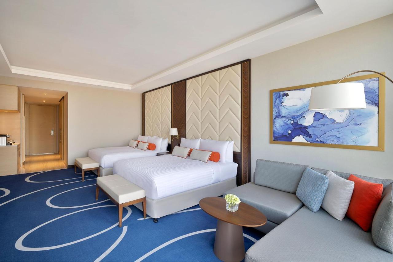 Jeddah Marriott Hotel Madinah Road Bagian luar foto Deluxe Room