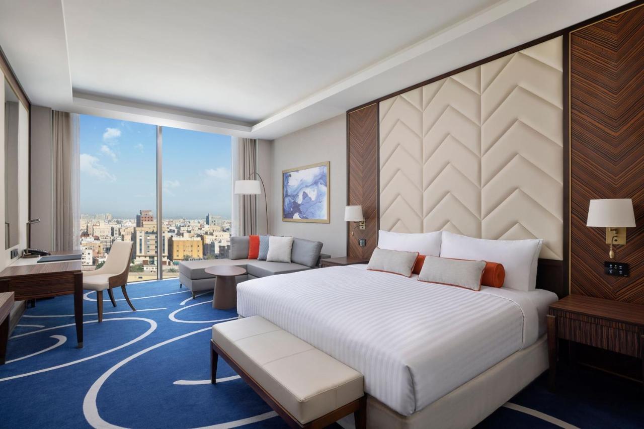 Jeddah Marriott Hotel Madinah Road Bagian luar foto Deluxe King