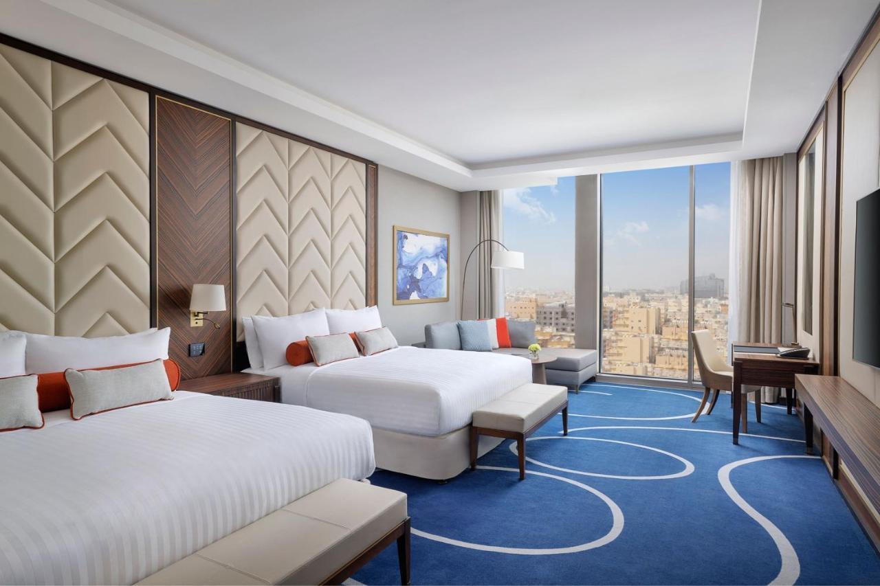 Jeddah Marriott Hotel Madinah Road Bagian luar foto Deluxe Room