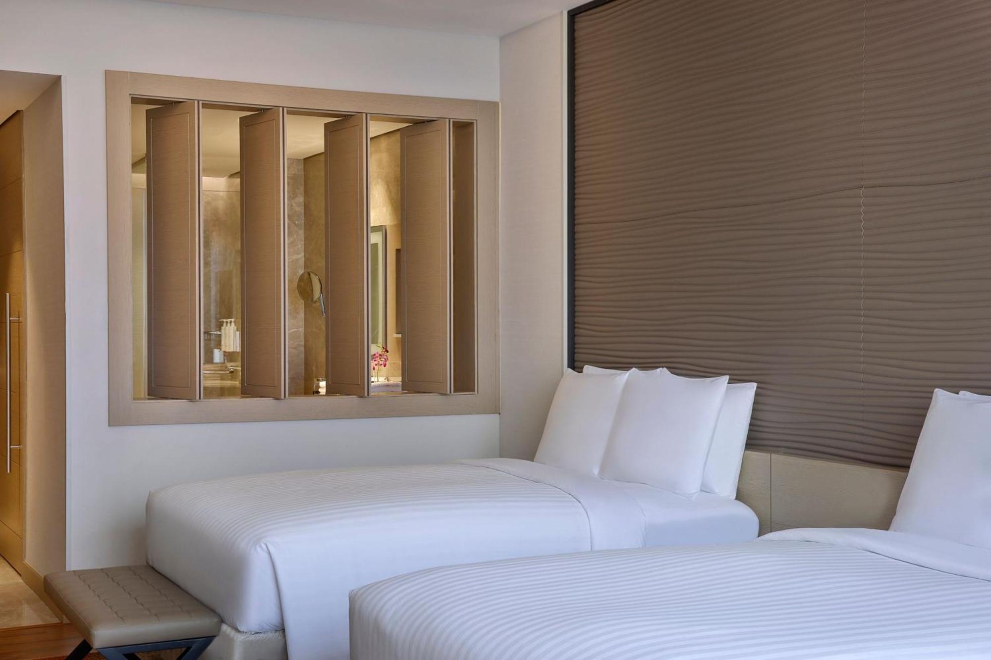 Jeddah Marriott Hotel Madinah Road Bagian luar foto