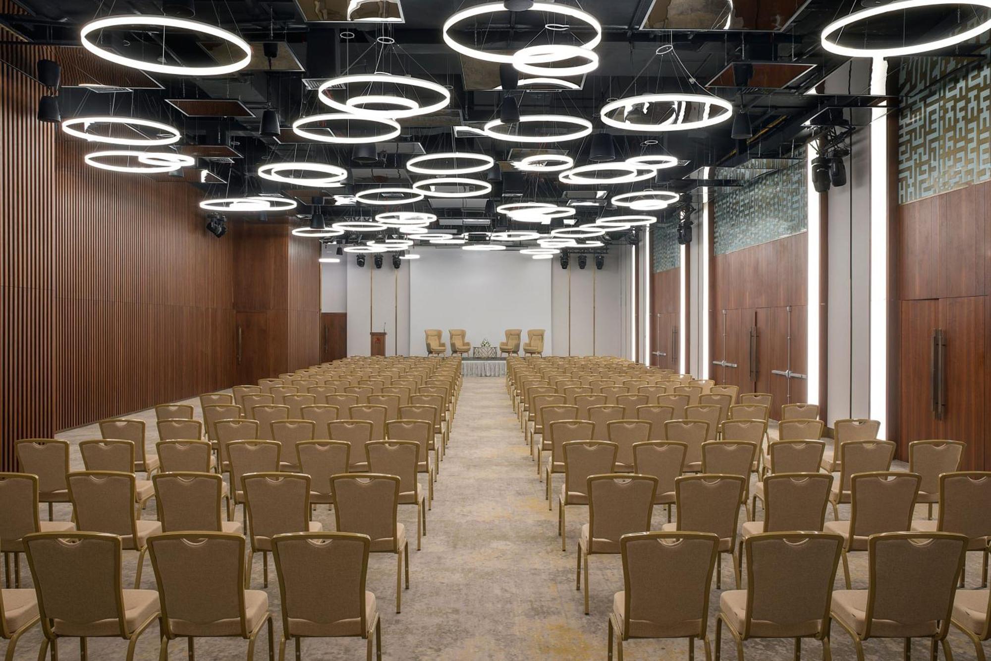 Jeddah Marriott Hotel Madinah Road Bagian luar foto The main conference hall